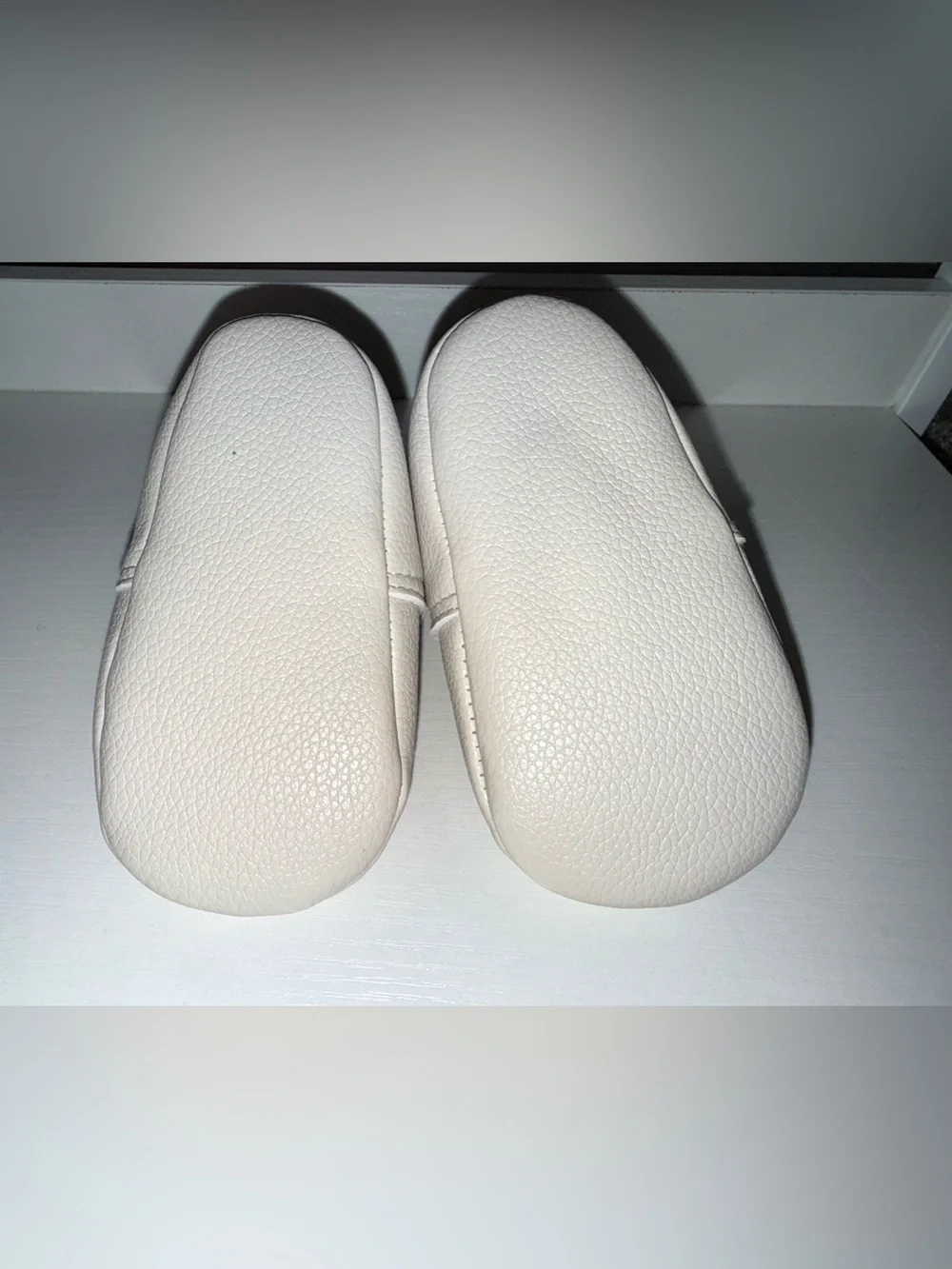 Girls' Soft Leatherette Bow Baby Shoes in Cream